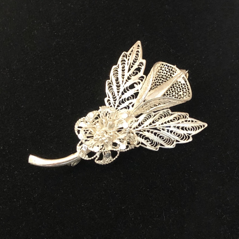 Vintage Sterling Silver Cala Lily Brooch